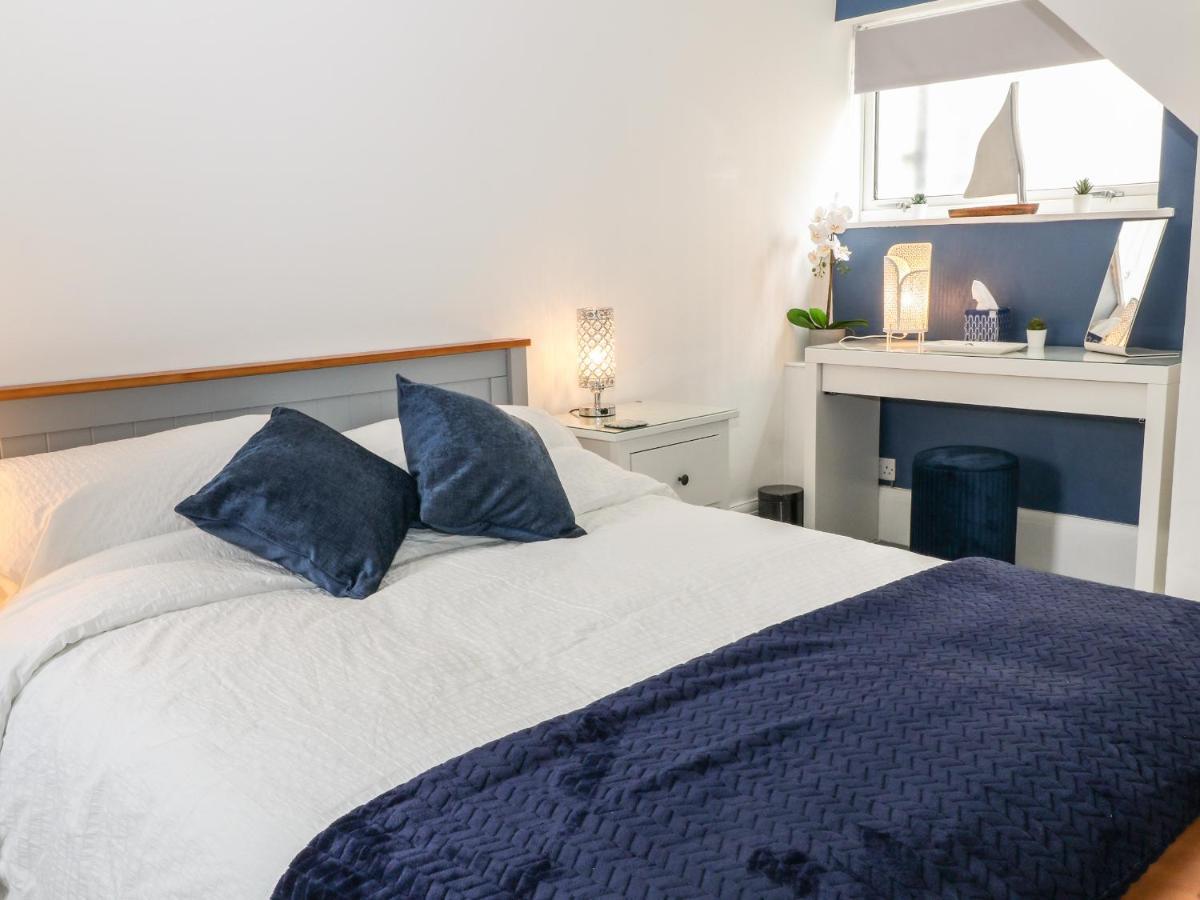 Вилла Harbour Hideaway Лу Экстерьер фото